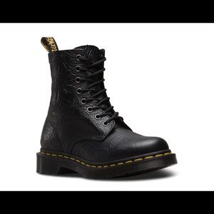 Dr. Martens 1460 Floral Embossed Size 6 / UK 4